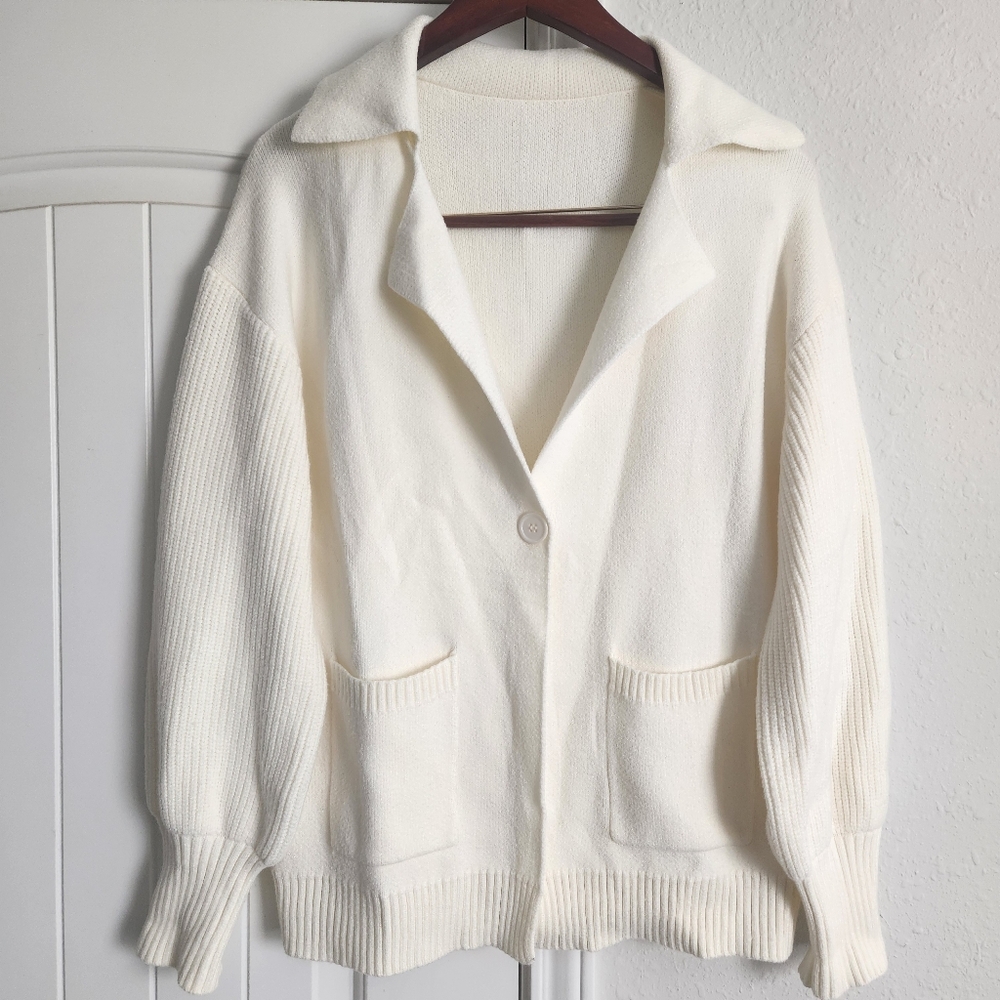 SHEWIN Beige Casual V Neck Long Sleeve Cardigan Sweater Size Medium